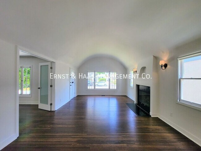 Foto del edificio - 2227 Camden Ave