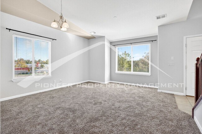 Foto del edificio - Cozy Condo with Central AC and Washer/Dryer