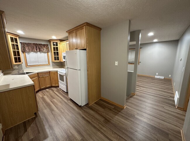 Foto del edificio - 721, 725 Ottawa Ave