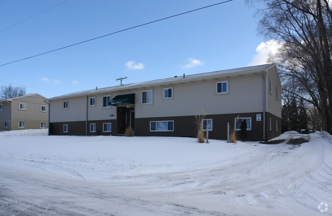 Building Photo - Meadow Lawn Apartments