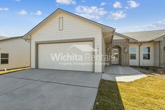 Building Photo - 1867-1867 S Hickory Creek Ct