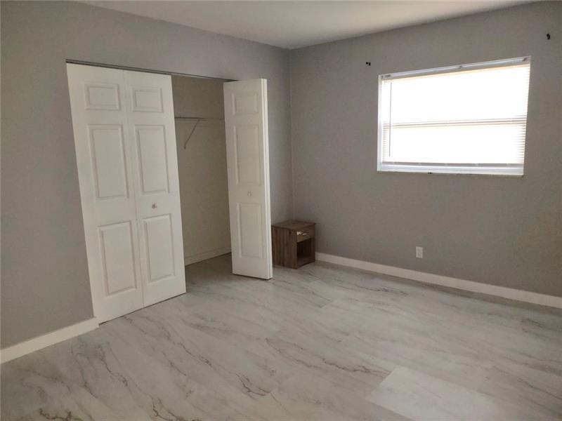 Foto del edificio - 207 NW 32nd Ct