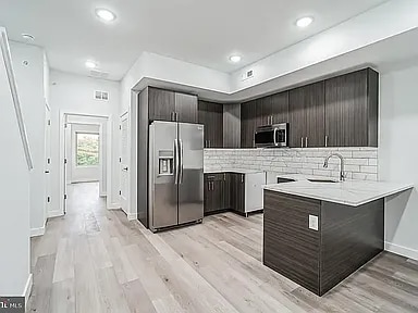 Foto principal - 2212 N Marshall St