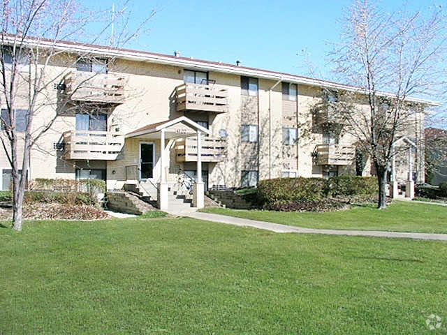 Building Photo - Park Terrace Apartments