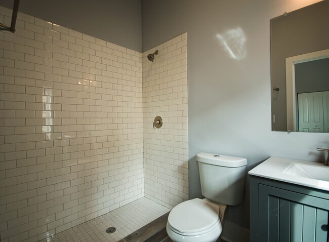 Foto del edificio - 1750 W 21st Pl