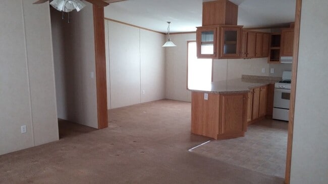Building Photo - 48 Bramblewood Rd