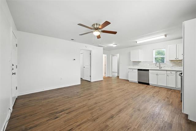 Foto del edificio - 1206 S State Hwy 78