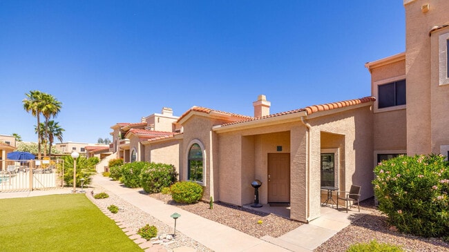 Building Photo - 16357 E Arrow Dr