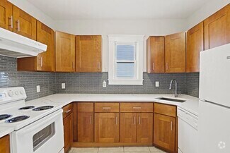 Building Photo - 2 Redfield St