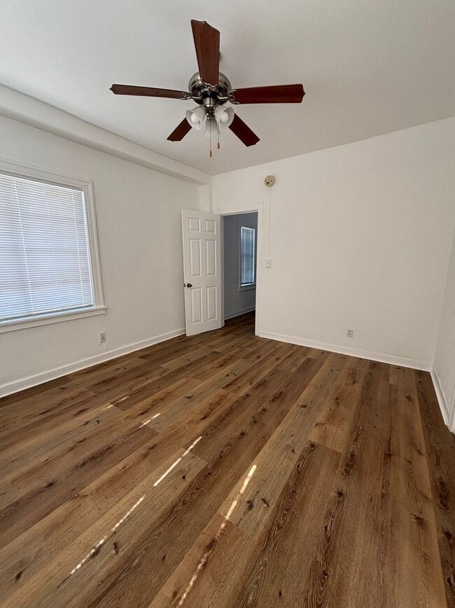 Foto del edificio - 10560 Fenwick St