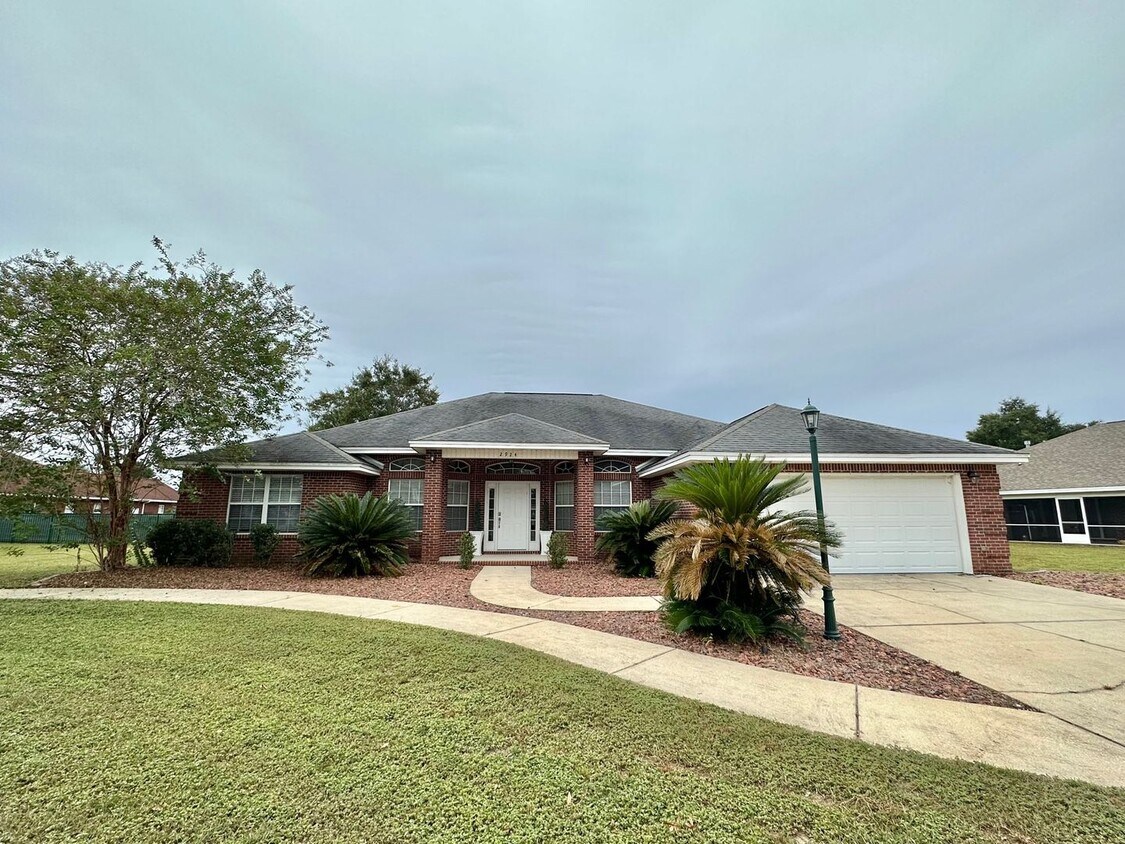 2924 Chantey St, Crestview, FL 32539 House Rental in Crestview, FL