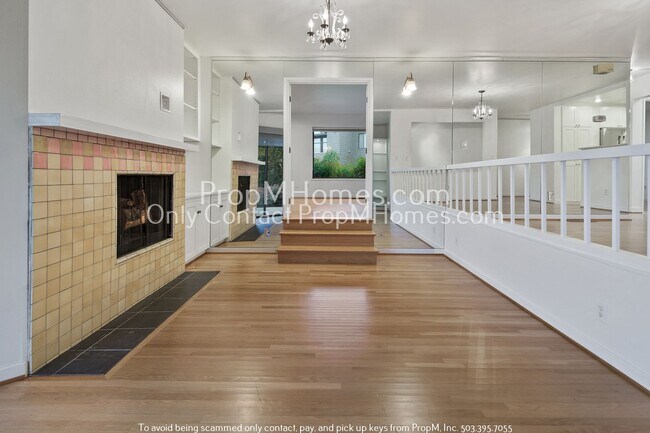 Building Photo - Riverside Elegance: Discover Luxurious Liv...