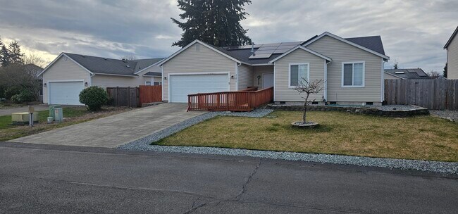 Foto del edificio - 21816 43rd Avenue Ct E