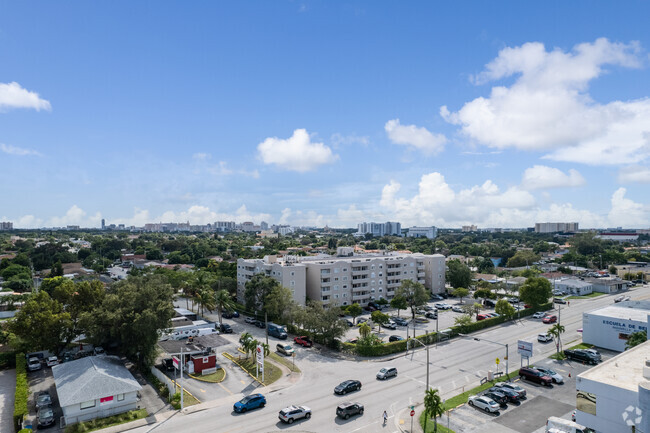 Aerial Photo - Poinciana Grove