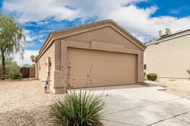 Building Photo - 24276 N High Dunes Dr