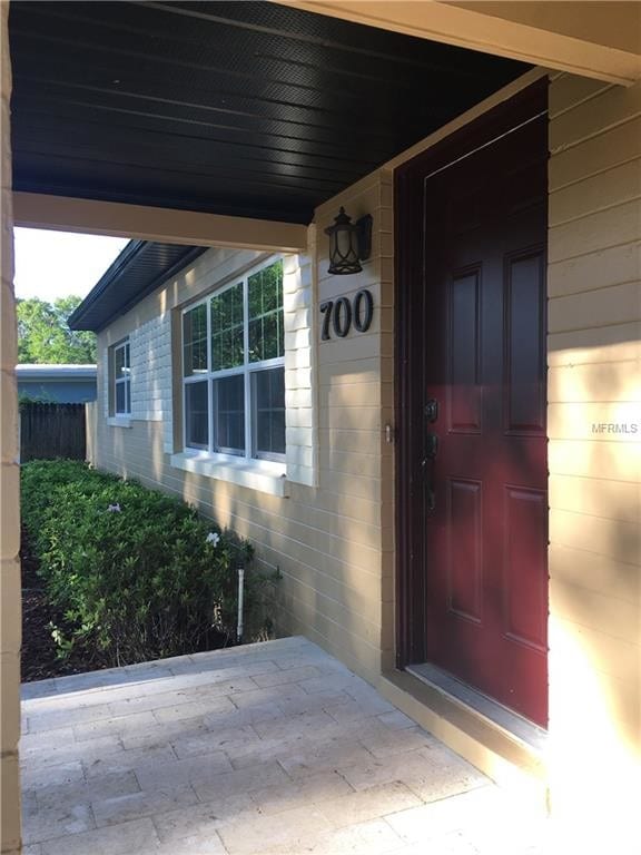 Building Photo - 700 Tam O Shanter Dr