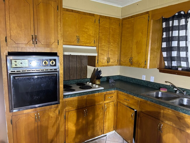 Foto del edificio - 210 S Horner St