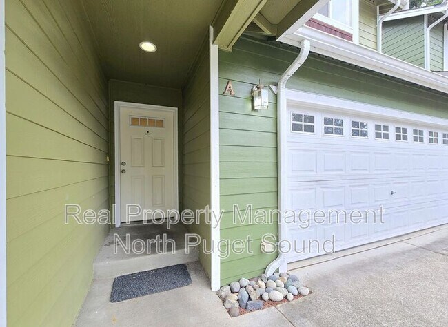 Building Photo - 6621 206th Pl NE