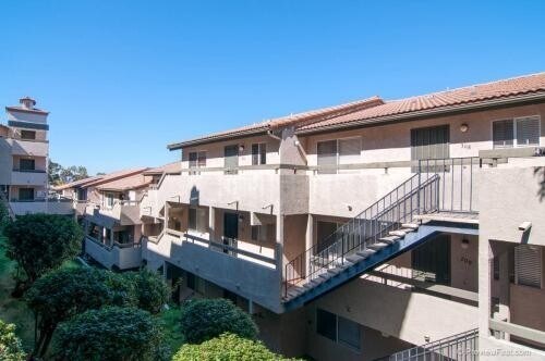 Foto del edificio - 2 bedroom, 2 bathroom condo in University Heights
