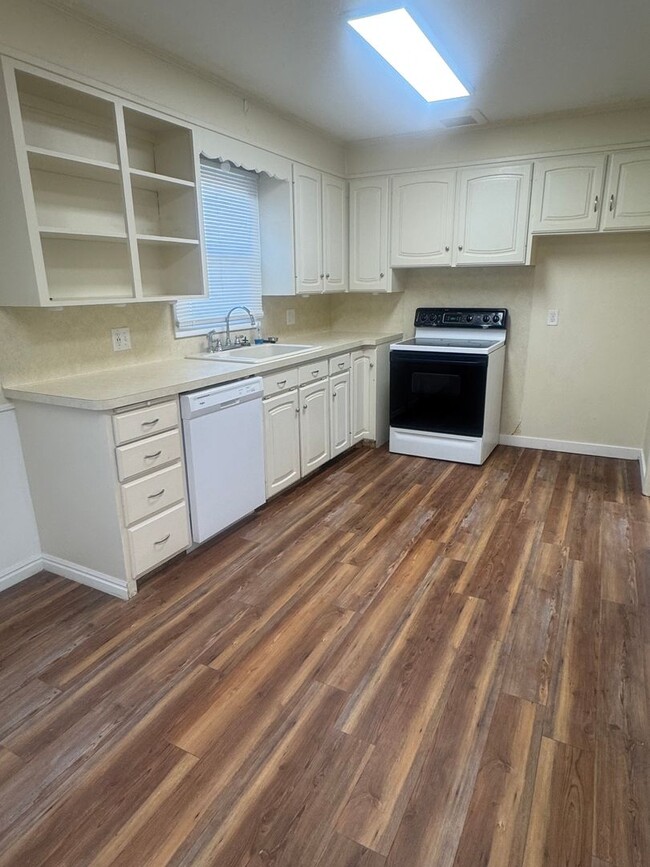 Foto del edificio - Beautiful Spanish Fork Rambler for rent!