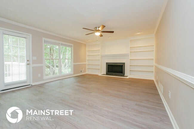 Foto del edificio - 3883 Holy Cross Dr