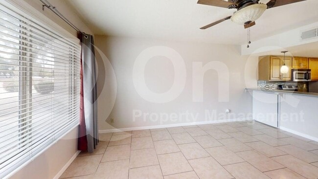 Foto del edificio - 19601 N 7th St