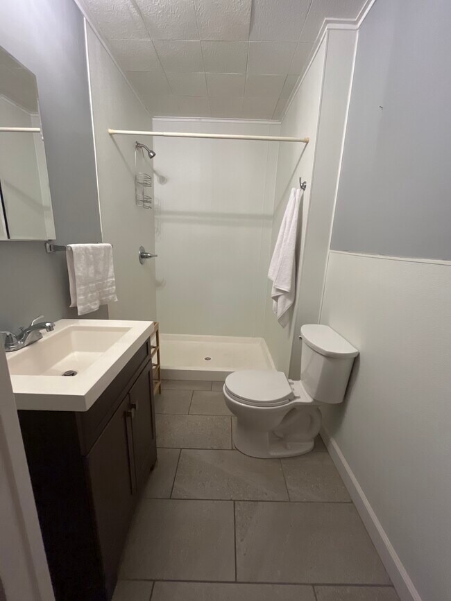 Baño - 1204 S Fort Thomas Ave