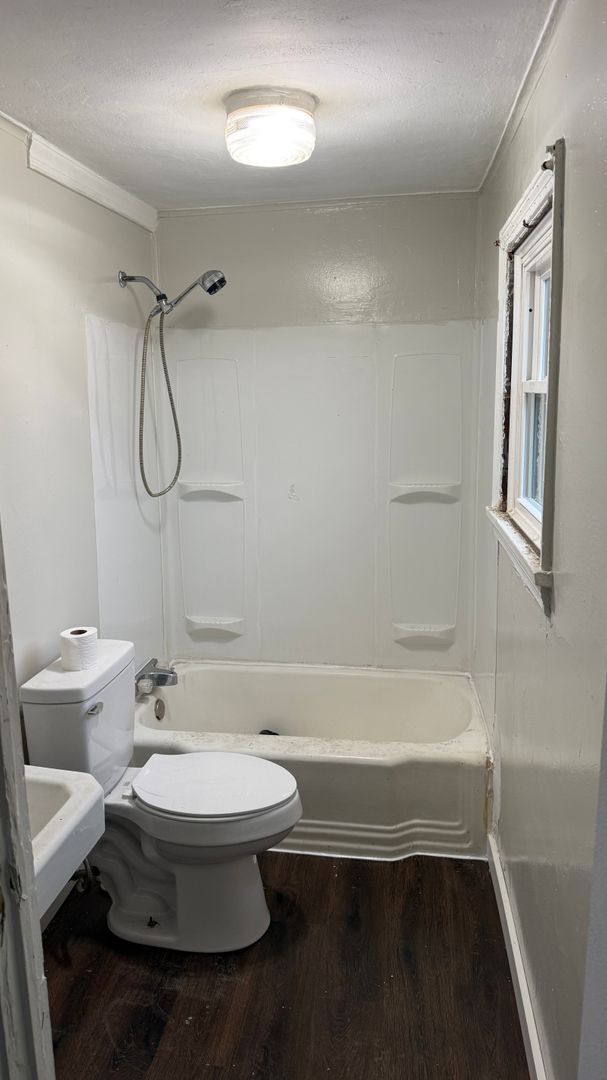 Foto del edificio - Cozy 1 bed 1 bath singly family home!