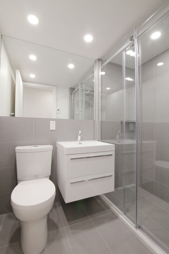 Photo du bâtiment - 3460 Rue Durocher