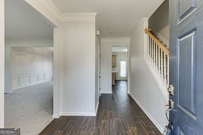 Building Photo - 300 Beckenham Walk Dr