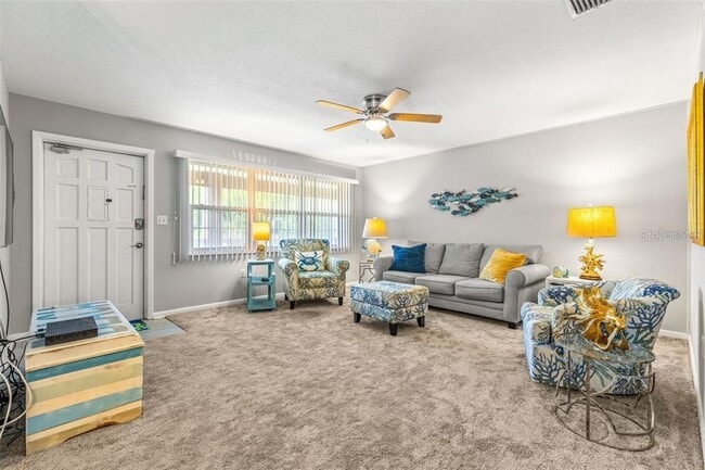 Building Photo - 650 Pinellas Point Dr S