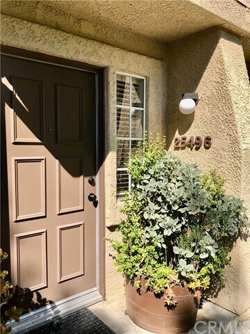 Building Photo - 25496 Claveles Ct