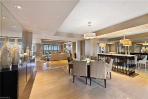 Building Photo - 8787 Bay Colony Dr