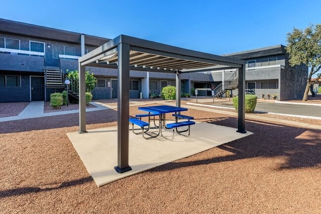 Building Photo - Midtown Commons