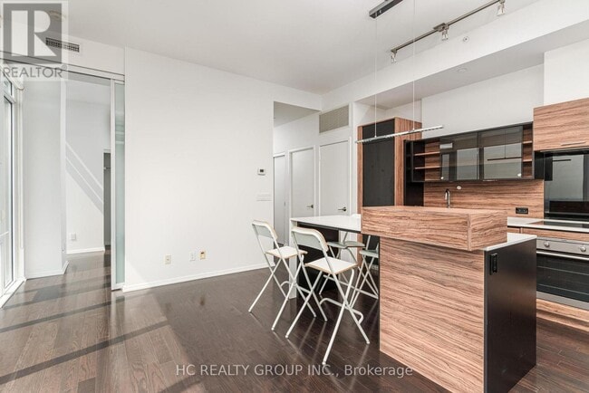 Photo du bâtiment - 75 St Nicholas St