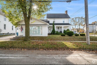 Building Photo - 83 Greenbush St
