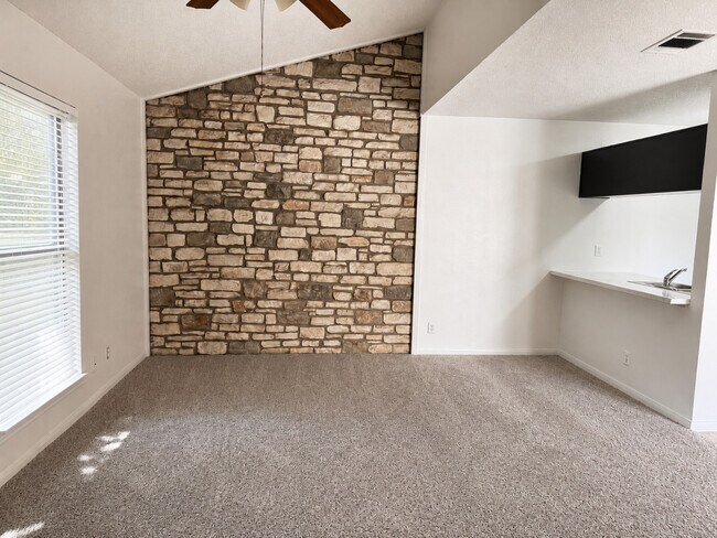 Foto del edificio - Cedar Station Apartments