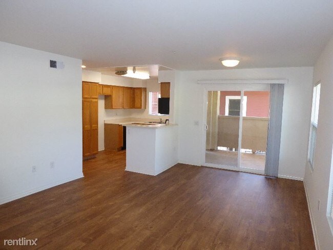 Foto del edificio - 2 br, 2 bath Apartment - 1256 E Main St