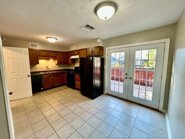 Foto del edificio - Cozy 2 Bed, 1.5 Bath in Lexington!