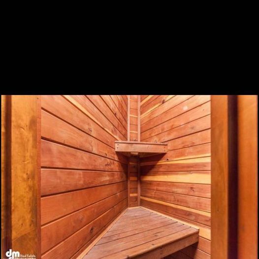 Building Photo - 444 E 15th Ave