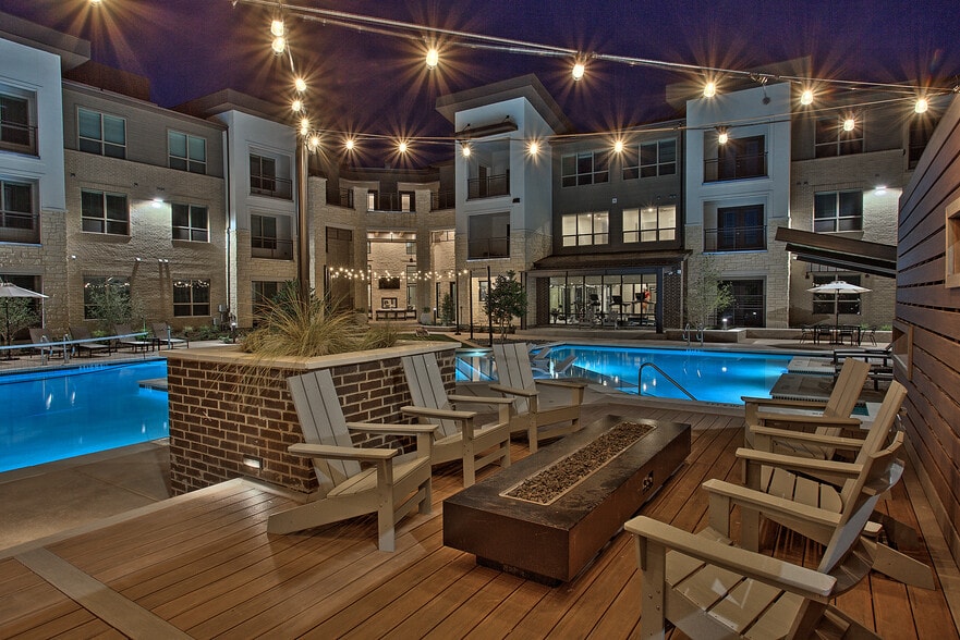 Hunters Creek Apartments