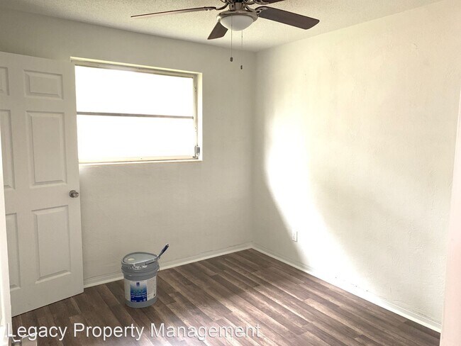 Foto del edificio - 3 br, 2 bath House - 1234 Margina Ave