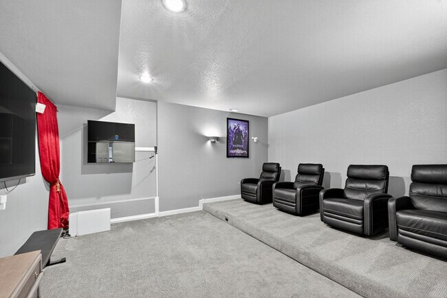 Foto del edificio - 5111 23rd Ave W