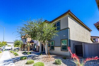 Building Photo - 7416 Sunray Point St