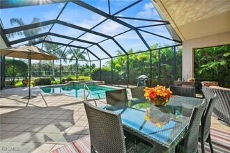 Building Photo - 8847 Largo Mar Dr