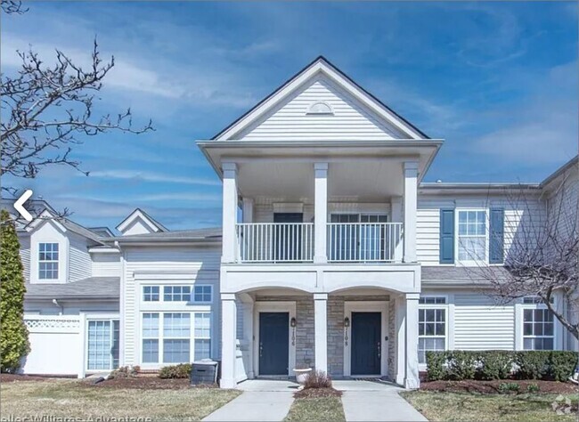 Building Photo - 10102 W Midway Ct