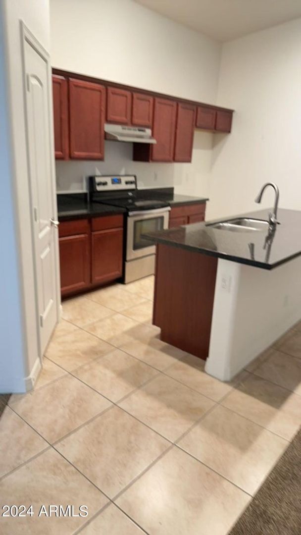Building Photo - Cute 4 bedroom home in Maricopa!!!!