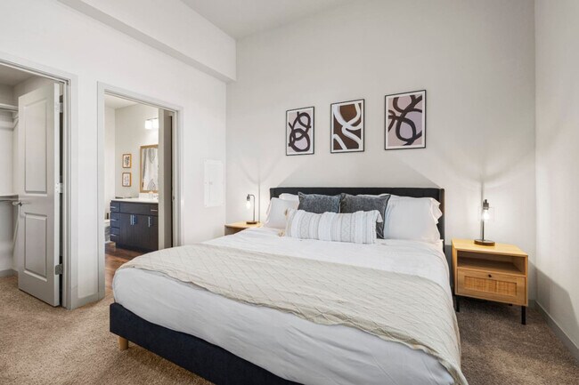 Foto del edificio - 711 W Broadway Rd