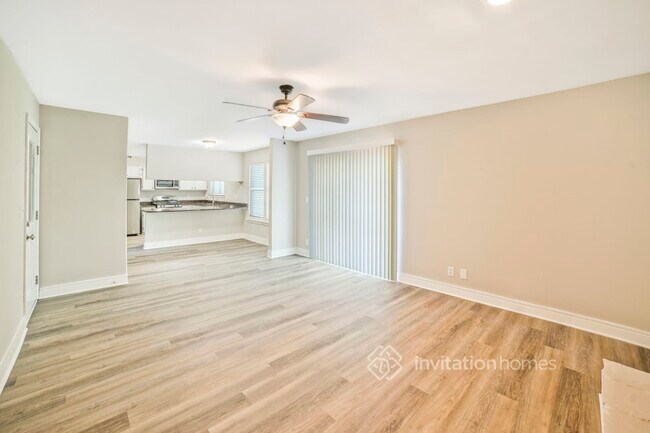 Foto del edificio - 3014 Clipper Ct