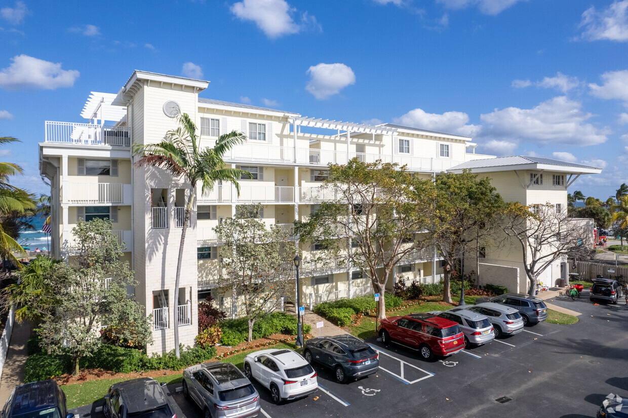 Primary Photo - Ocean Club at Deerfield Beach